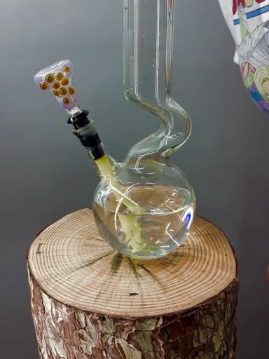 Preview pic of *Price Drop* Kinked Neck Bubble Bong