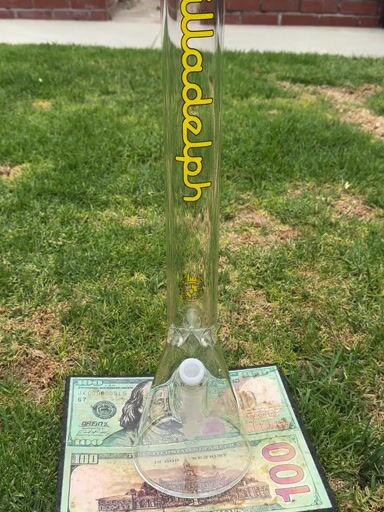 Preview pic of Illadelph Beaker Tall (yellow)
