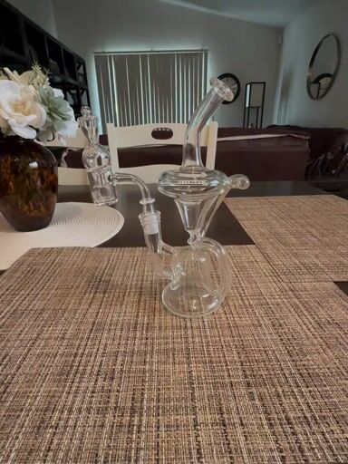 Preview pic of Costa Glass Recycler