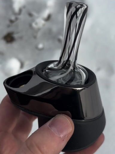 Preview pic of Black and white dry peak top