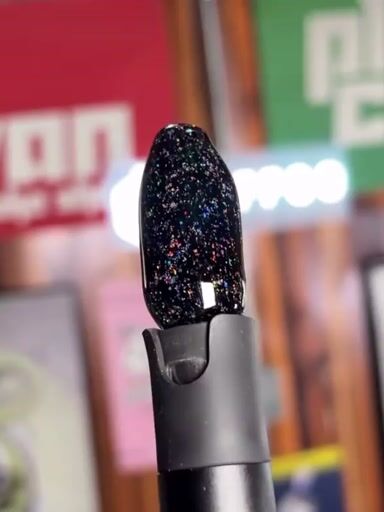 Preview pic of Black Crushed Opal Pivot Riptip