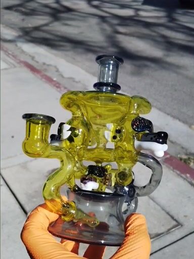 Preview pic of Rudeboy lux glass Jeff art glass collab CFL with matching reclaim catcher & pelican