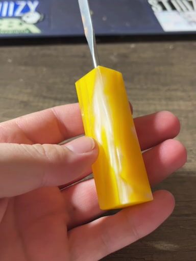 Preview pic of Dab Tool Yellow/White Pearl