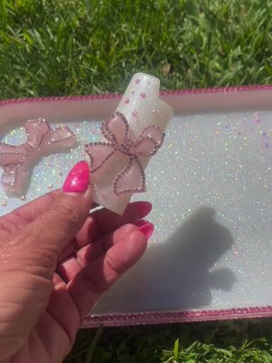 Preview pic of Sparkle Bow 🎀✨ Rhinestone Rolling tray & lighter keeper