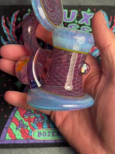 Preview pic of Faceted dichro dry squat-lock