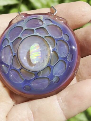 Preview pic of Opal honeycomb pendant