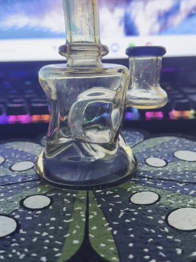 Preview pic of Boogie glass twisted cube full CFL