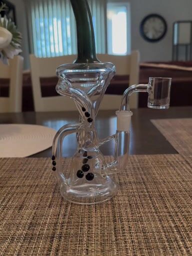 Preview pic of Costa Glass Half Donut Recycler