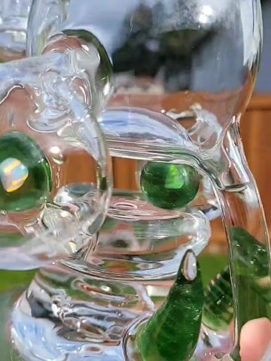 Preview pic of Knuckles Glass Green Stardust Blooper