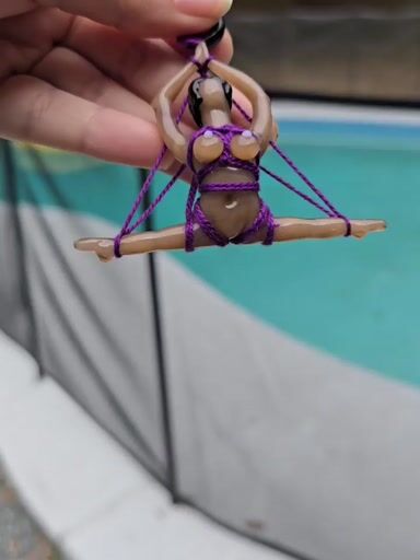 Preview pic of Shibari goddess