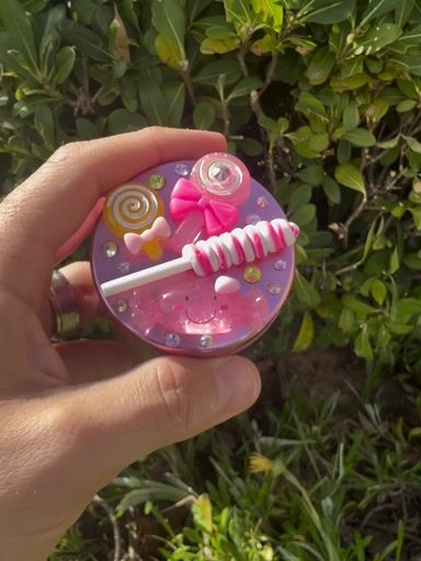 Preview pic of Pink Lollipop Candy 4 Piece Grinder