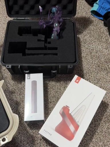 Preview pic of Puffco lot