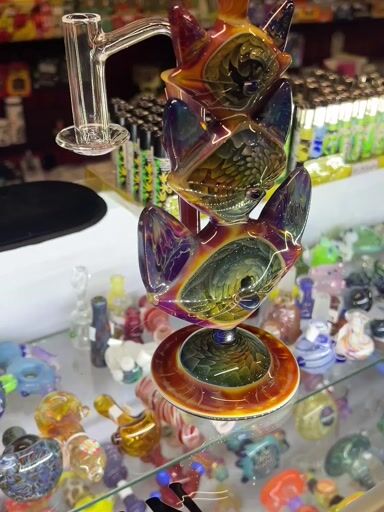Preview pic of Rhythm Glass and CiCiKittyGlass and Scoby Glass Collaboration Triple Venetian Kitty