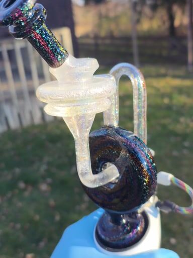 Preview pic of Mshea Dichro donut RBR Puffco peak top