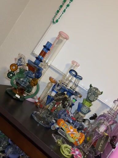 Preview pic of Assortment of glass for cheap