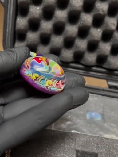 Preview pic of Super rare oval Gong Pendant