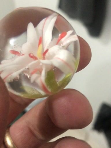 Preview pic of White and orange lily flower marble