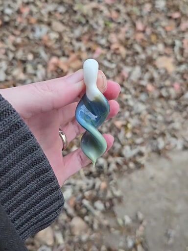 Preview pic of Layered Twist Pendant