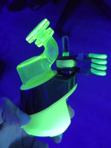 Preview pic of Mshea green UV dry top