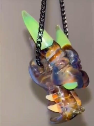 Preview pic of Dragon pendant