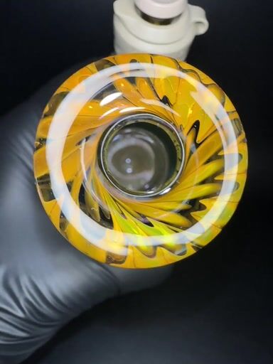 Preview pic of Gold and silver fume puffco dry top