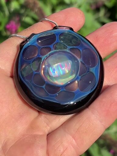 Preview pic of Opal honeycomb pendant