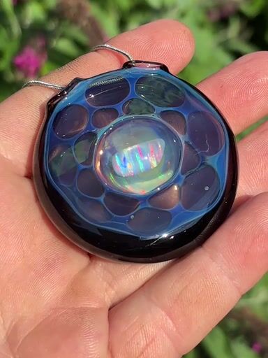 Preview pic of Opal honeycomb pendant