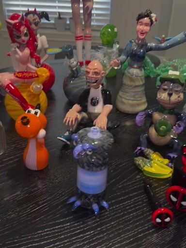 Preview pic of 16 Custom Rigs