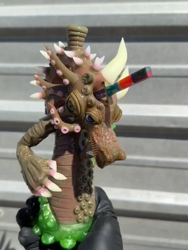 Preview pic of SALT x Tony Kaze Dragón
