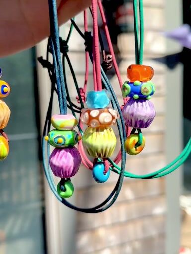 Preview pic of catwizard_glass beaded necklaces