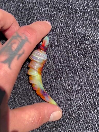 Preview pic of Amber purple horn pendant