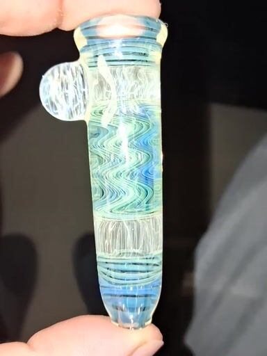 Preview pic of Silver fume chillum