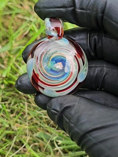 Preview pic of Spiral pendant w/opal