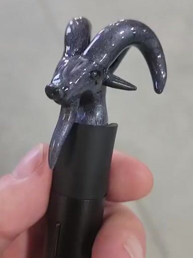 Preview pic of Goat head pivot tops