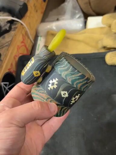 Preview pic of Creep glass qtip/iso holder
