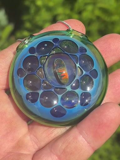 Preview pic of Opal honeycomb pendant