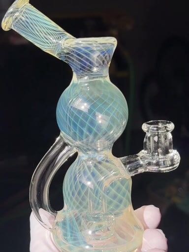 Preview pic of Small Fume Blooper #8