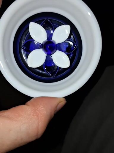 Preview pic of Lotus white and cobalt ashtray