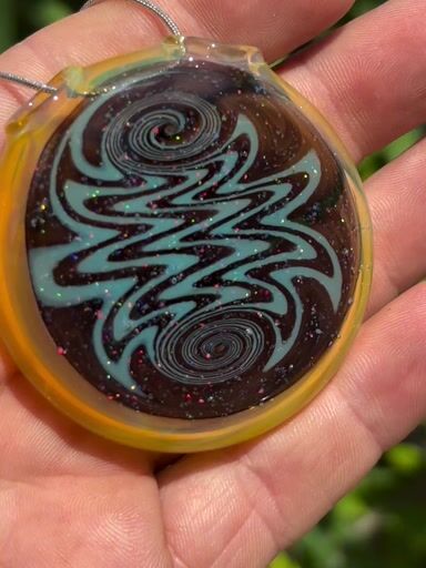 Preview pic of Crushed opal wigwag pendant