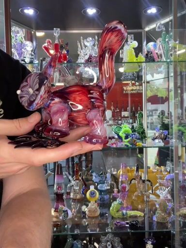 Preview pic of CiciKittyGlass x UStayGlassy Red Flower Kitty on Fish Rig with Bear Quartz Banger Nail