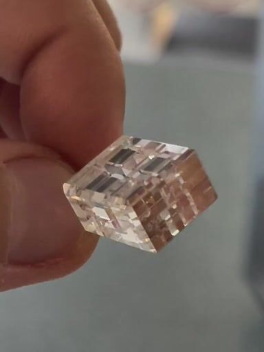 Preview pic of MrFacet Pendant