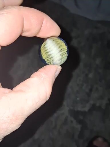 Preview pic of Fumed marble with dot stack