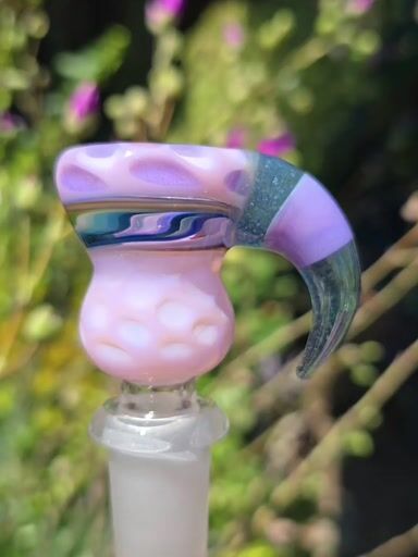 Preview pic of Pink Honeycomb 14 mm Slide With Horn