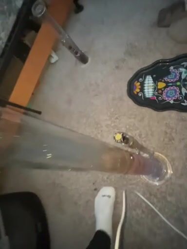 Preview pic of Trade for or buy 4 foot bong