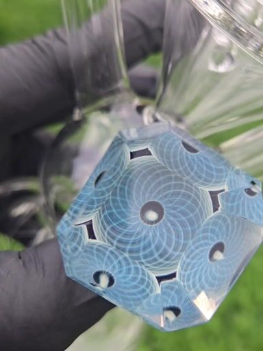 Preview pic of Faceted Klein