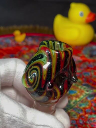 Preview pic of Dichro Rasta donut screen slide