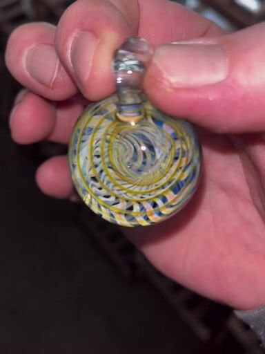 Preview pic of Wig Wag Fume Pendant.