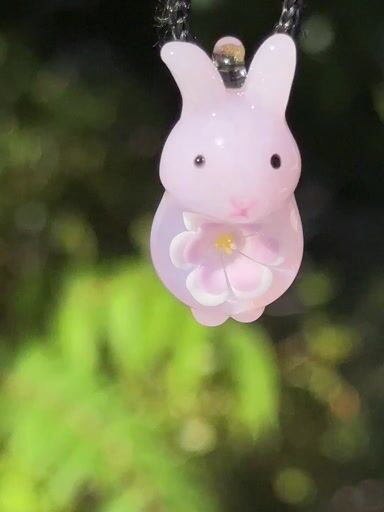 Preview pic of Bunny Pendant by Azusa Glass