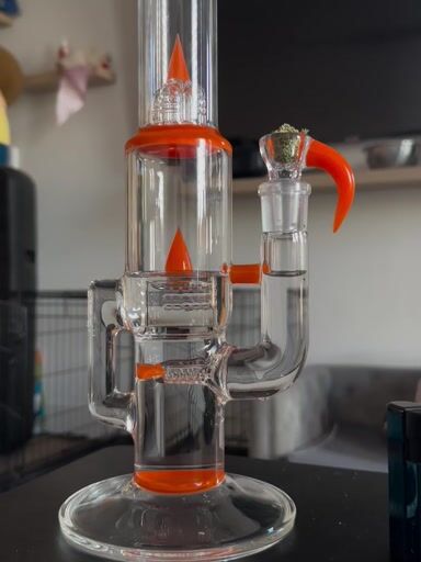 Preview pic of Lava spiked Cap cycler and dc