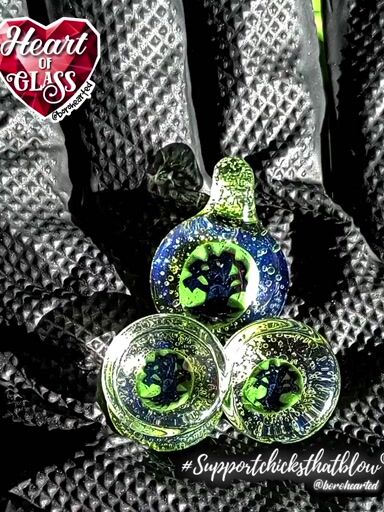 Preview pic of Set of Earth Mana ear gauges & pendy